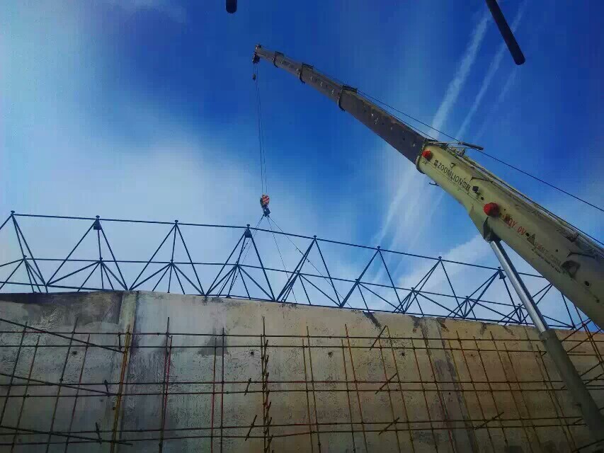 桦甸食堂网架结构工程