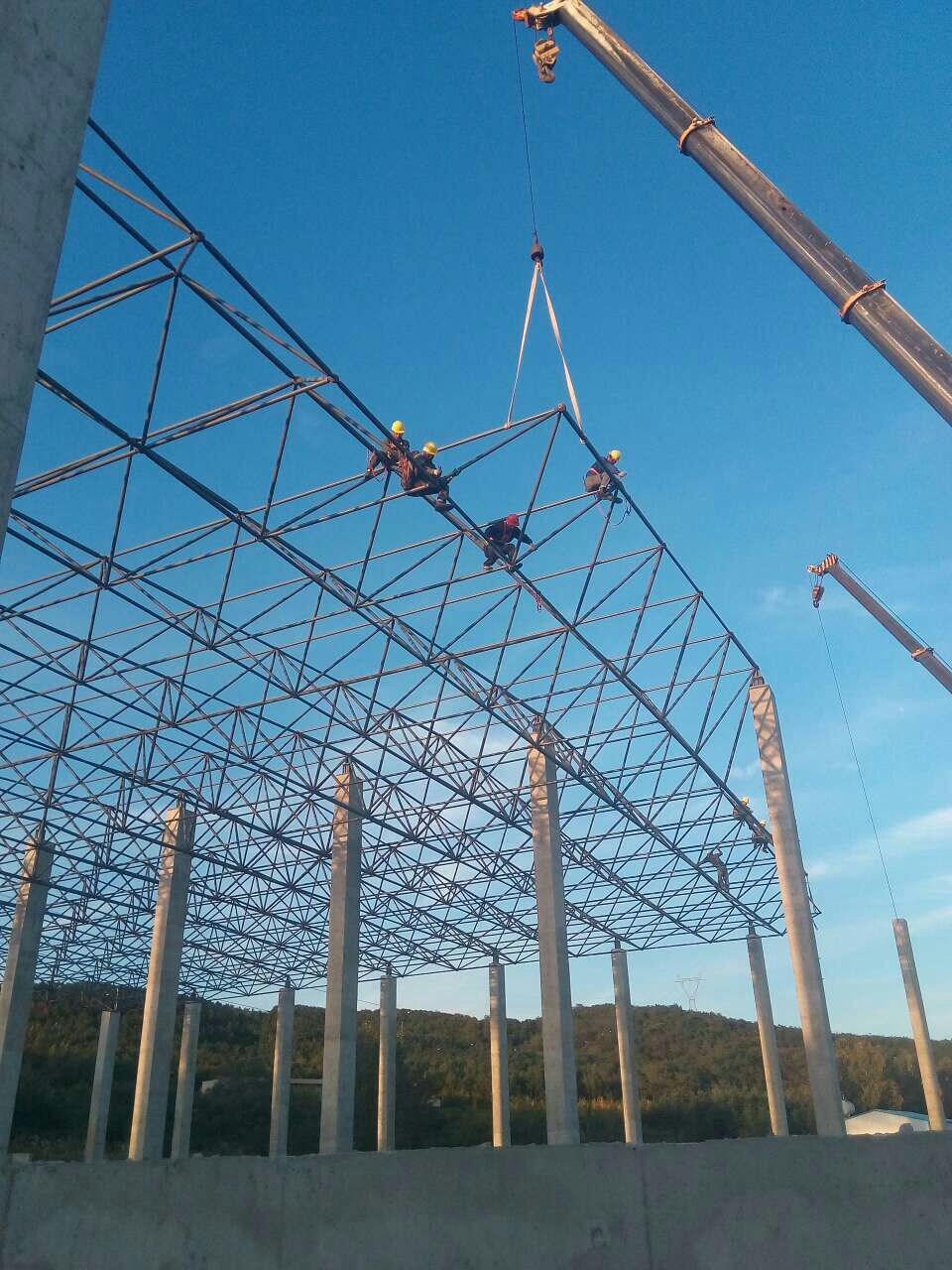 桦甸汪清物流园网架